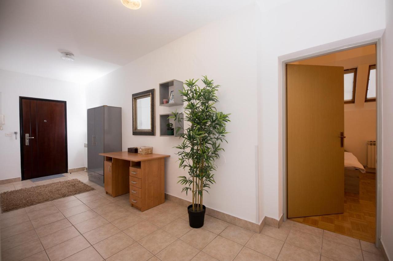 דירות אוסילק Apartman Ana מראה חיצוני תמונה