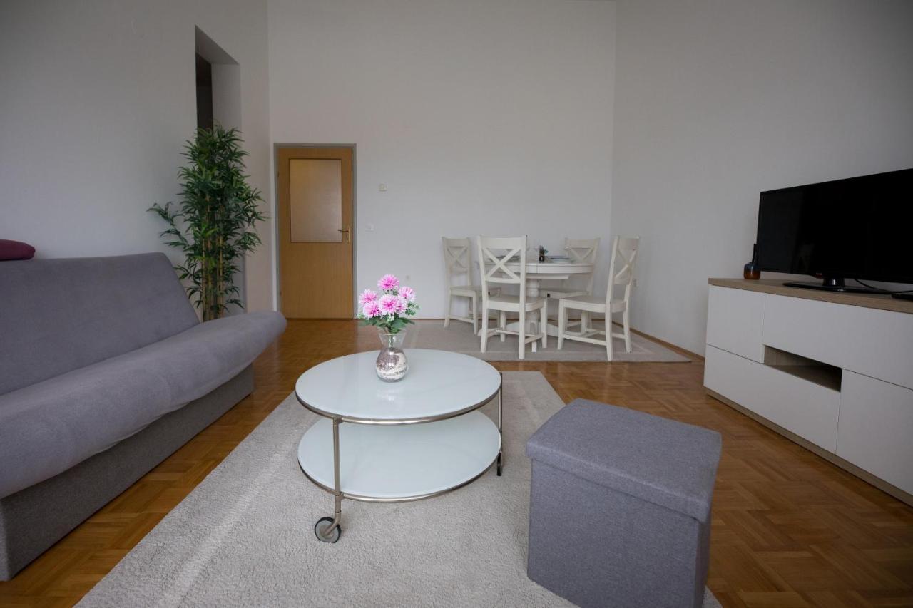 דירות אוסילק Apartman Ana מראה חיצוני תמונה